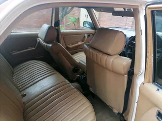 Merc   230 e    n p    20k neg driveaway