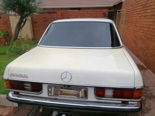 Merc   230 e    n p    20k neg driveaway