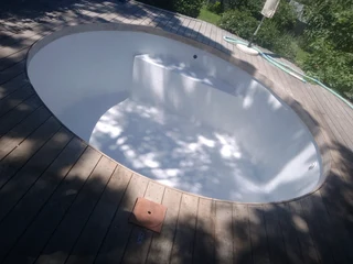 Swimming pool linings and relinings