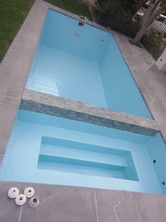Swimming pool fibreglass linig and relining