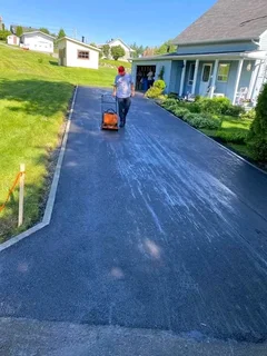 HOT ASPHALT DRIVEWAYS
