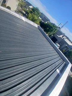 We do all type of Waterproofing torchon decks, garages ,cementicius ,balcons and chimneys