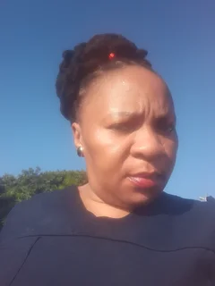 Hi I&#39;m qualified caregiver with 10yrs experience looking for a job