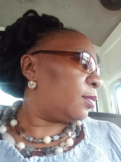 Hi I'm Nomzamo qualified caregiver with 10yrs experience