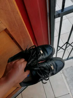 Black Shoes