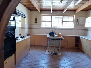 4 BEDROOM MAIN HOUSE IS AVAILABLE FOR RENTAL IN OBSERVATORY, JOHANNESBURG