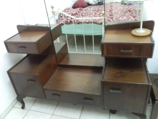 Bedroom Dresser with Mirrors
