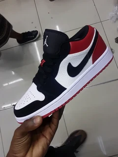 Air Jordan 1 low