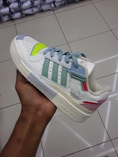 Adidas adi2000