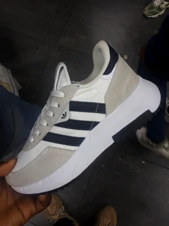 Adidas retropy f2