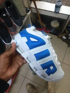 Nike more uptempo low