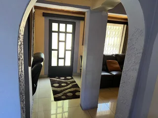 House - Ad posted by Kenneth Mngadi