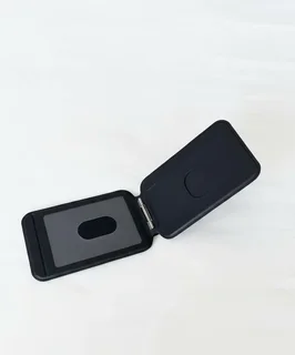 Cardholder &amp; phone stand