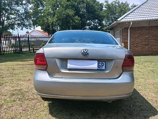 Vw polo sedan