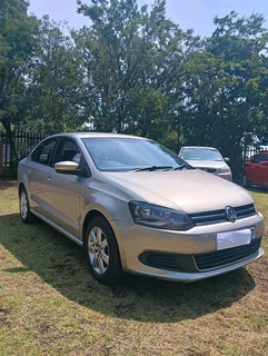 Vw polo sedan