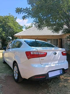 Kia rio sedan