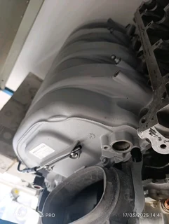Mercedes C63 intake with throttle