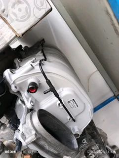 Mercedes C63 intake with throttle