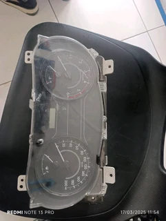 Toyota GD6 4x2 cluster