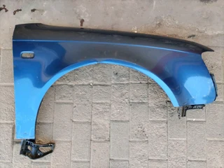 Audi a4 b7 fender