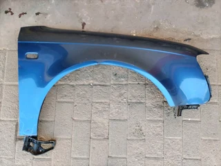 Audi a4 b7 fender