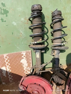 Polo vivo/polo 6 shocks complete with stub axel.R1350 each