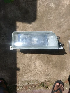 Nissan sentra 160 sti headlight