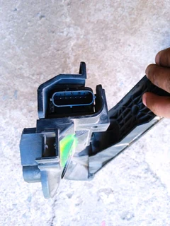 A3/golf5e accelerator pedals