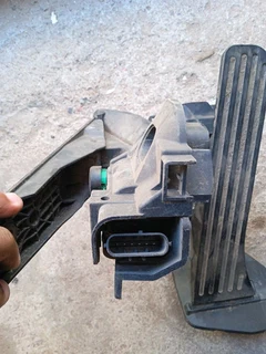 A3/golf5e accelerator pedals