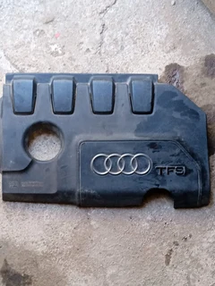 Audi tfsi engine cover