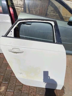 audi a4 b8 doors