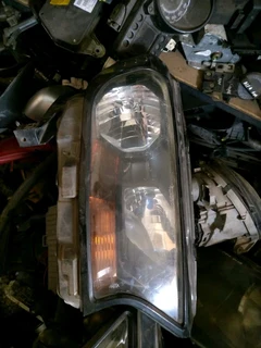 Ford ranger t7 headlights