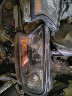 Ford ranger t7 headlights