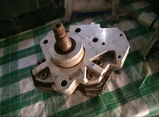 Renault/peageot diesel pump