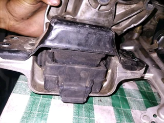 Golf5/a3 gearbox mounting