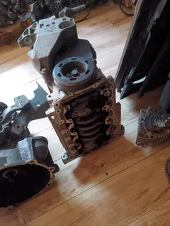 Audi A3/Golf 5 FSI crank an block