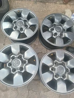 15 inch Toyota Hilux rims R4800