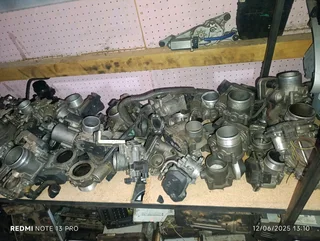 Various types of throttles available