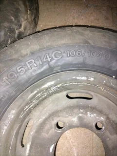 Hyundai h100/kia k2700 wheels