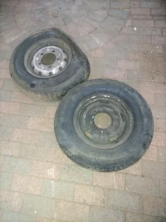 Hyundai h100/kia k2700 wheels