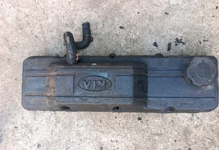 Kia k2700 tappet cover