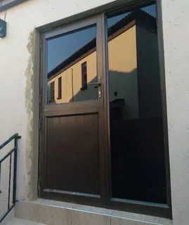 Glass - Ad posted by Clive Mongale