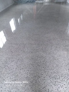 We do concrete grinding and polishing floors and countertops.