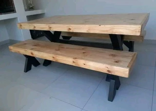 8 seater dinning table available