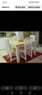 4 seater dinning table available