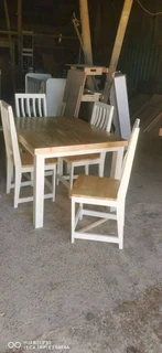 4 seater dinning table available
