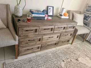 Kitchen buffet available