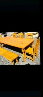 8 seater dinning table available