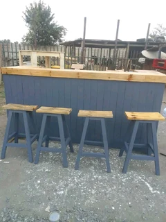 Bar counter and bar stools available