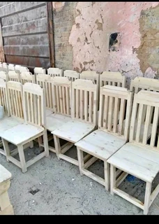 8 seater dinning table with chairs available